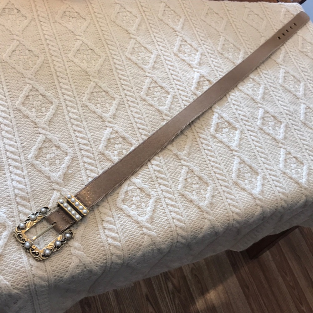 Kathy Van Zeeland pearl topaz vegan Belt Medium - Picture 5 of 8